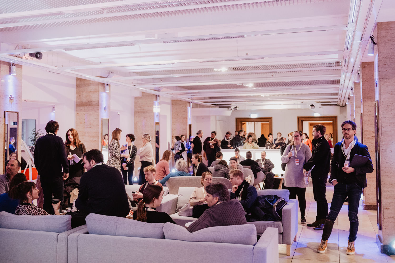 Seriencamp2019_ErsteAuswahl_Isarforum_FelixBaab (3 von 17)_webkomprimiert(1) Seriencamp2019_ErsteAuswahl_Isarforum_FelixBaab (3 von 17)_webkomprimiert(1)