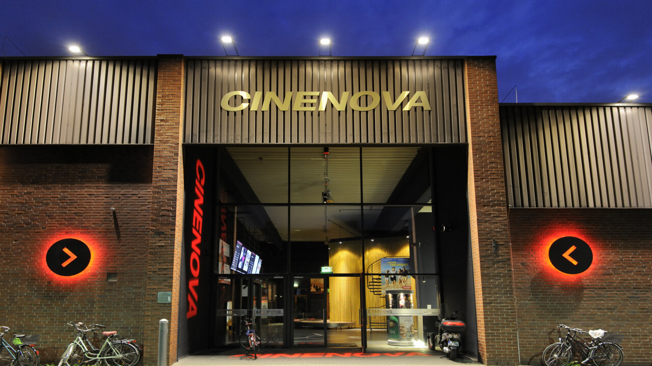 cinenova Haupteingang