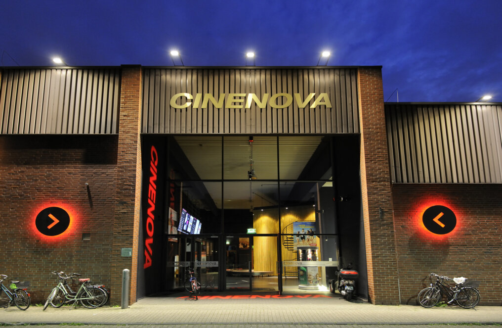 cinenova Haupteingang