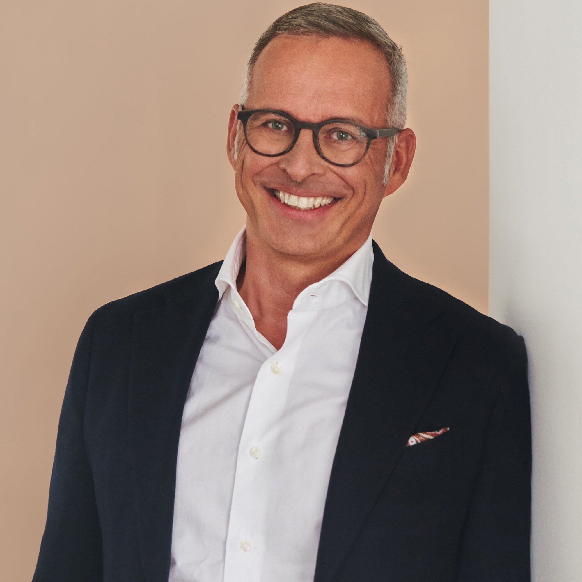 Dr. Markus Schäfer (President and CEO - ZDF Studios) Dr. Markus Schäfer (President and CEO - ZDF Studios)