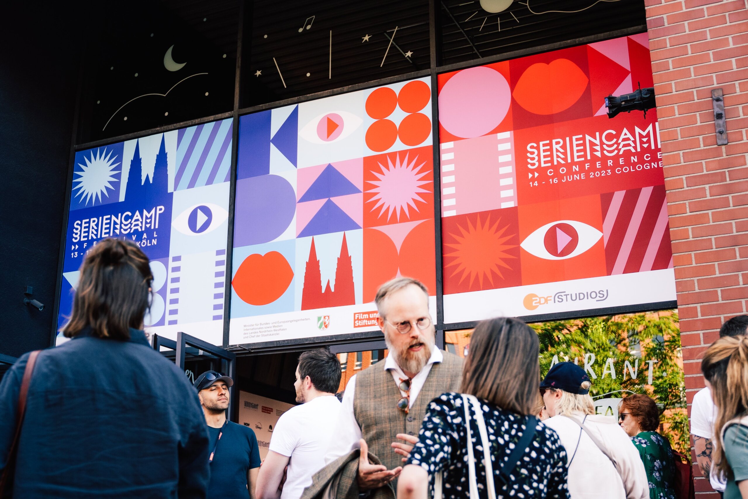 about title bild about title bild