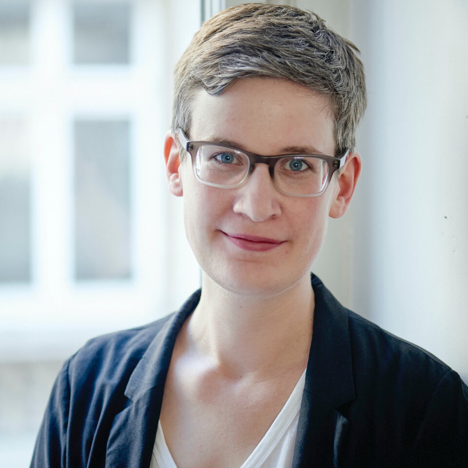 Kirsten Loose (Drehbuch - Dramaturgie - Creative Producing) Kirsten Loose (Drehbuch - Dramaturgie - Creative Producing)