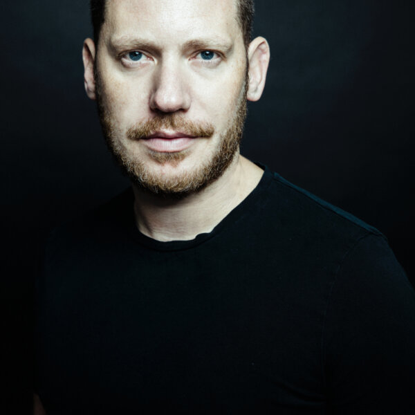 Marco-Kreuzpaintner-_Filmregisseur_-Drehbuchautor_-Produzent_-_1_ Marco-Kreuzpaintner-_Filmregisseur_-Drehbuchautor_-Produzent_-_1_