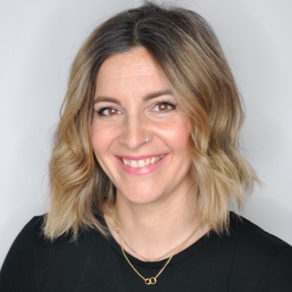 Sarah Wirtz (FX Makeup Artist - Maskenbilderin) (Early Bird FX) Sarah Wirtz (FX Makeup Artist - Maskenbilderin) (Early Bird FX)