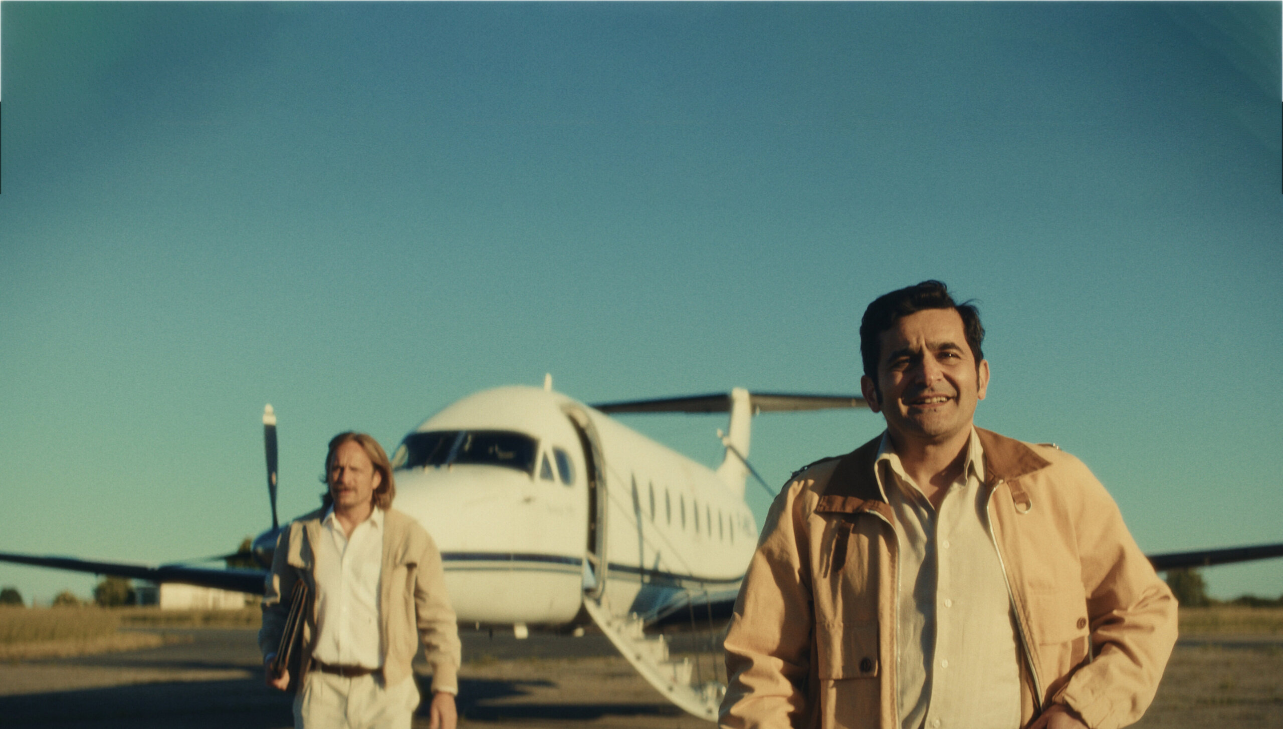 Eldorado-Ep2_Stills_3840x2160-239_Rec709-G24_02.02.23.03_1.1.4