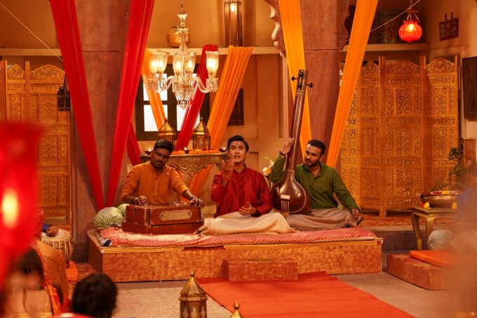 Bandish Bandits - Still - Ritwik performing_courtesy credit_Amazon Prime Video