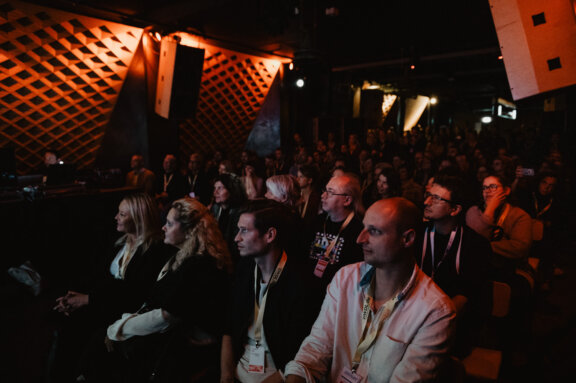 Seriencamp2019_ErsteAuswahl_Blitzclub_FelixBaab (6 von 16)_webkomprimiert Seriencamp2019_ErsteAuswahl_Blitzclub_FelixBaab (6 von 16)_webkomprimiert