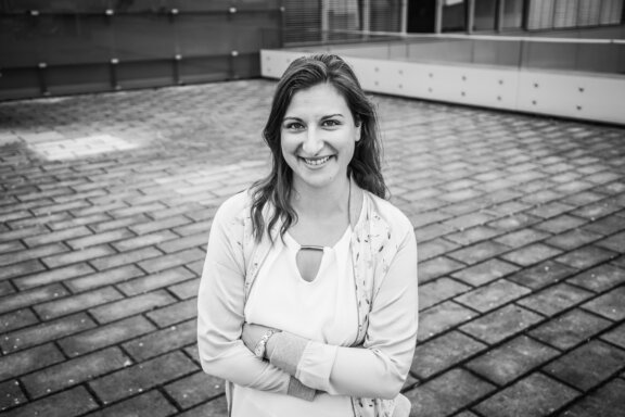 Lina Kokaly (1. Redakteurin Fiktion Audio & Video - Radio Bremen) (Foto Credit Benjamin Eichler)