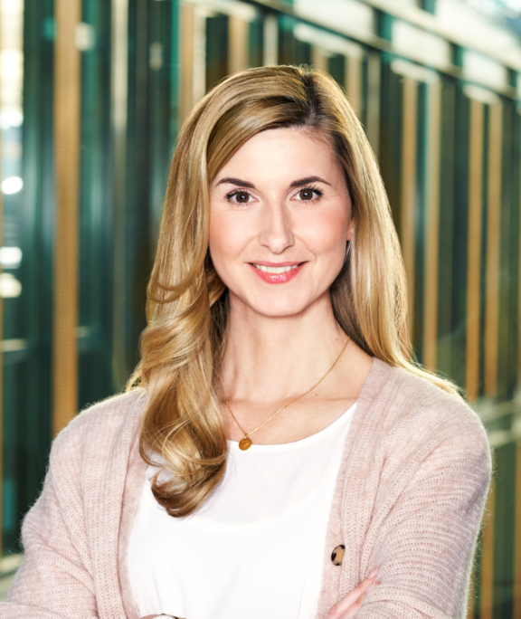 Petra Machacek (RTL Deutschland GmbH) (2) Petra Machacek (RTL Deutschland GmbH) (2)