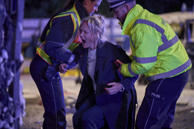 Kopie von Hundertdreizehn - Anna Schudt